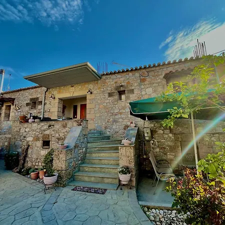 Voula Pansion * Kardamyli