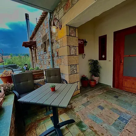 Voula Pansion Guest house