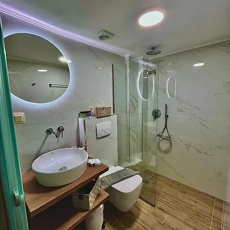 Voula Pansion Guest house